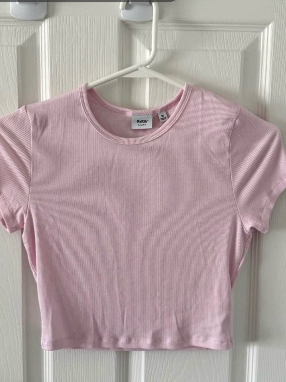 Aritzia Ribbed Short Sleeve Crop Top - Light Pink